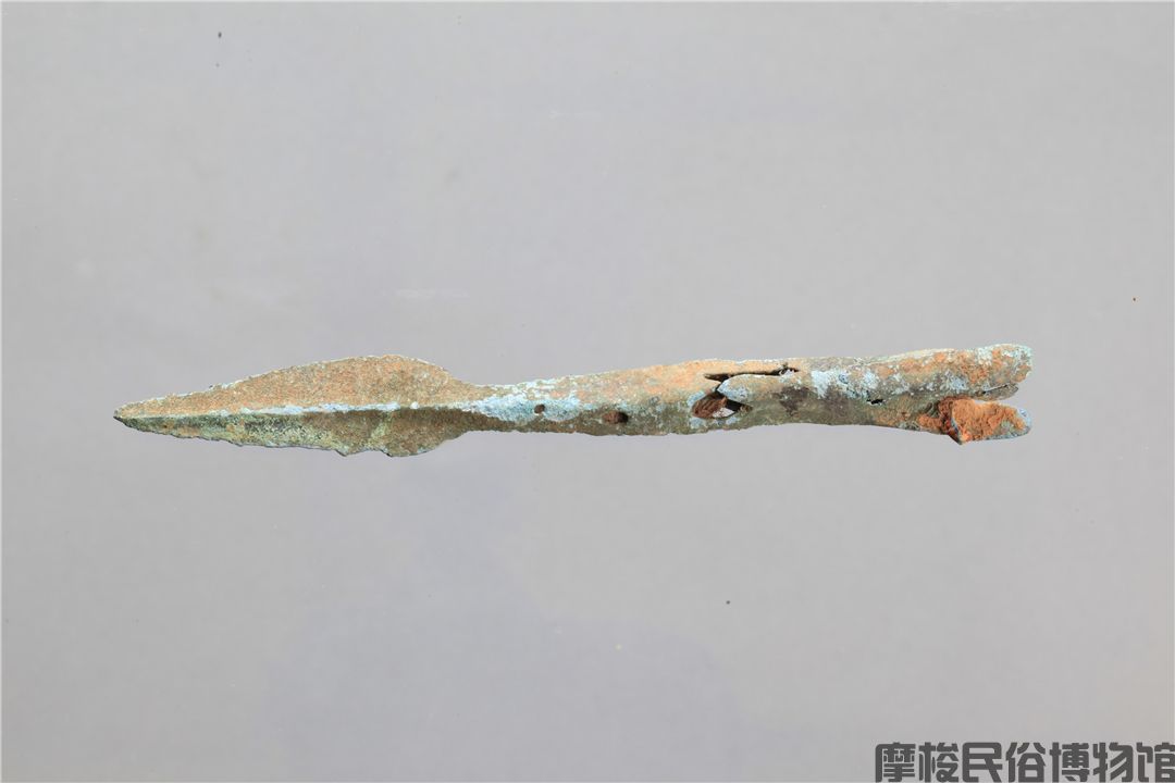 铜矛(图1)